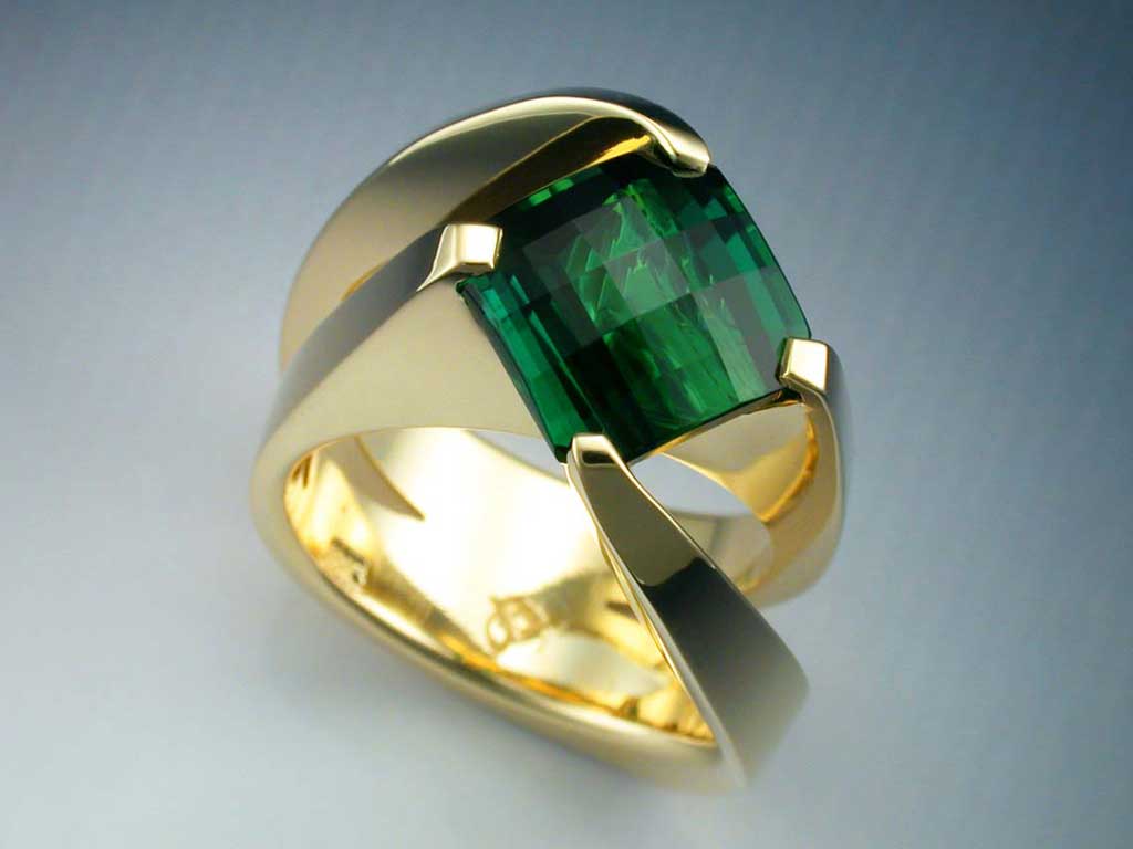 18k Gold Green Tourmaline Ring - Metamorphosis Jewelry Design